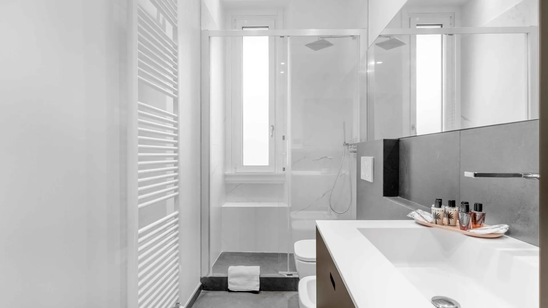 Sebenico 10 Apartment Milan Italy